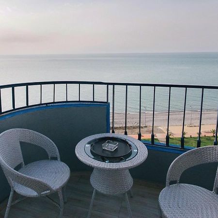 Horizon Batumi Aparthotel Екстериор снимка