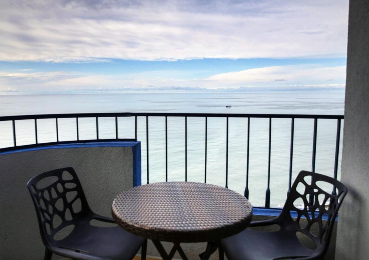 Horizon Batumi Aparthotel Екстериор снимка