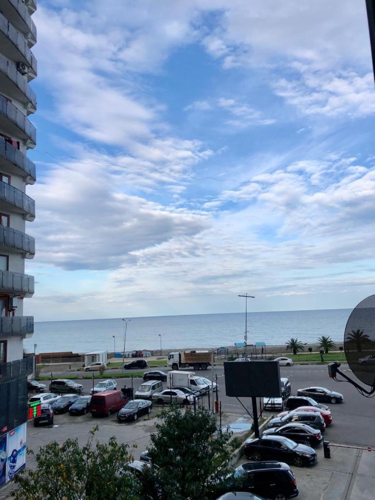 Horizon Batumi Aparthotel Екстериор снимка